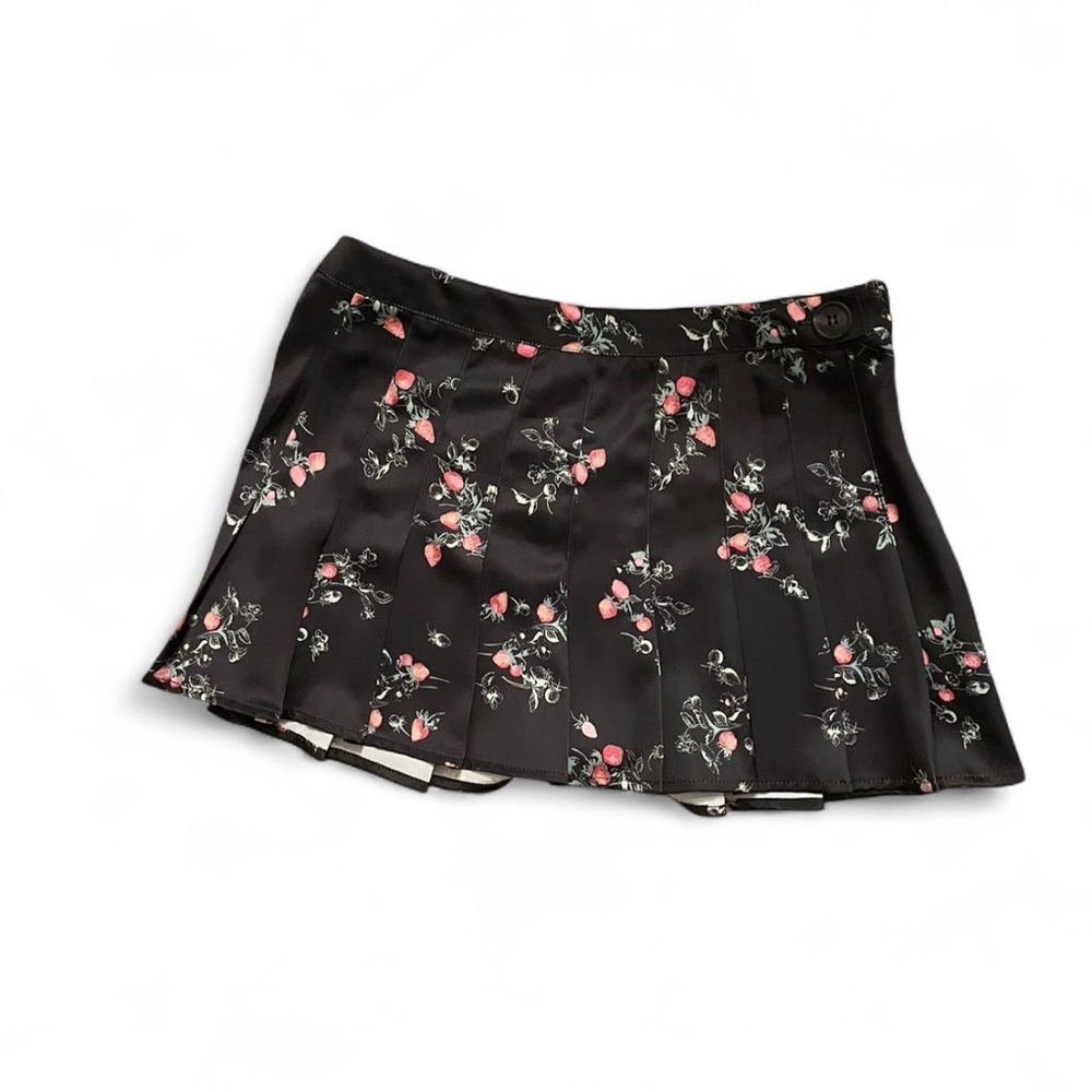 Kimchi Blue black all over strawberries pleated skirt button detail Small New